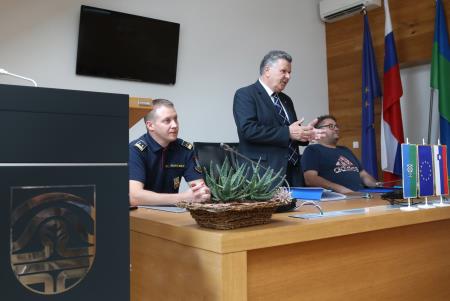 Podpis pogodbe in aneksov JGS za Občino Cerknica 07 Foto Ljubo Vukelič